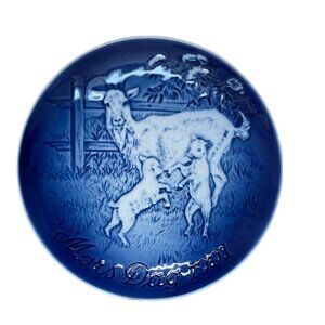 B&G Bing & Grondahl Copenhagen 1991 Mors Mother's Day Goat & Kids Plate